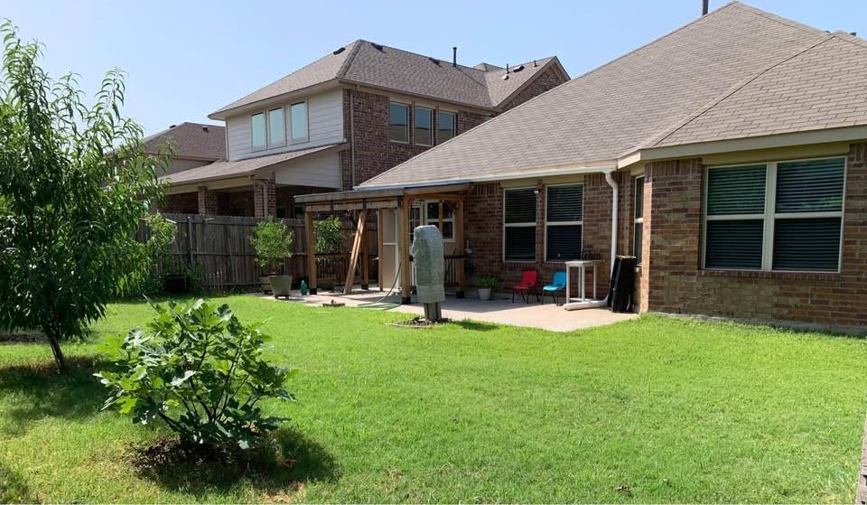 2321 Petunia Ln Property Photo 14