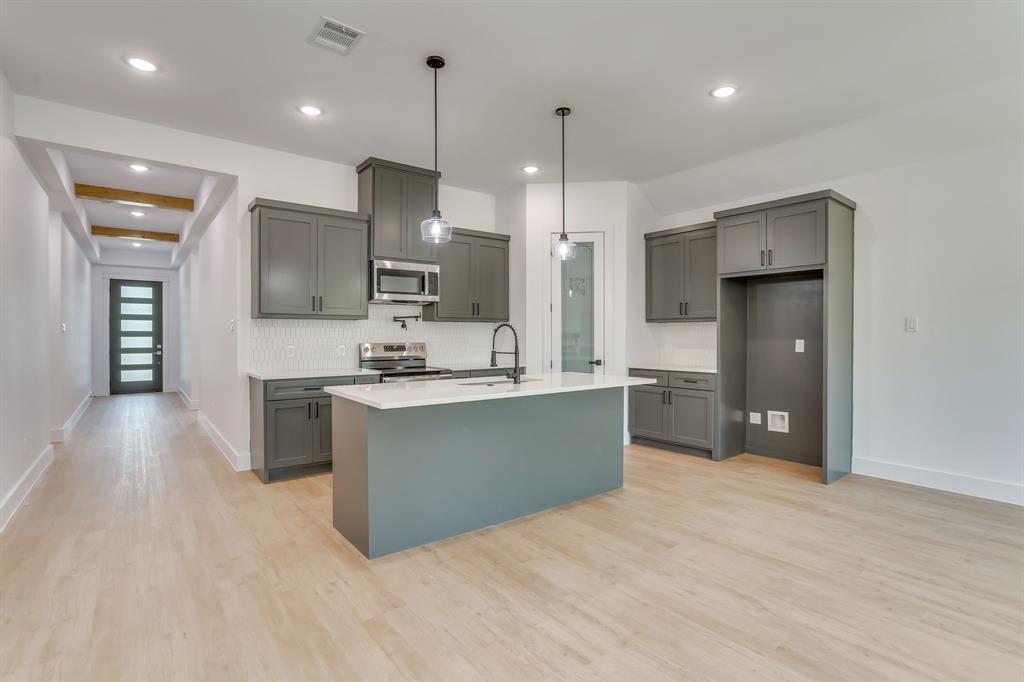 5225 Humbert Avenue Property Photo 4