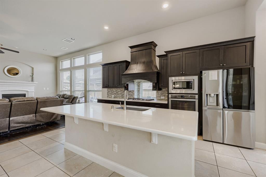 3403 Willow Brook Drive Property Photo 8