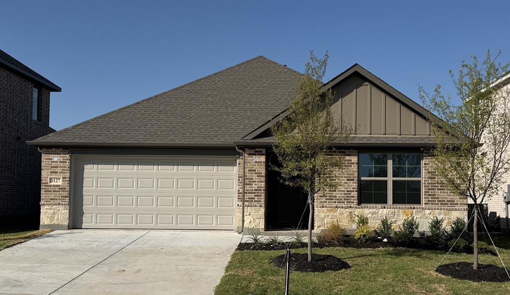 1127 Angus Lane Property Photo 1