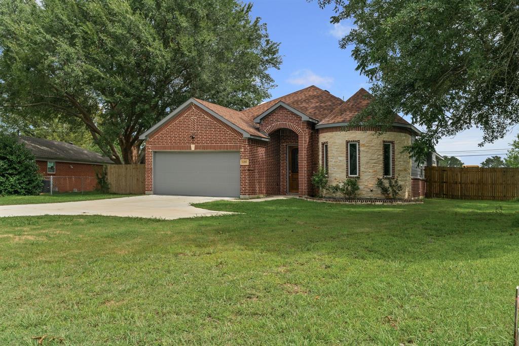 1202 Commerce Drive Property Photo 3