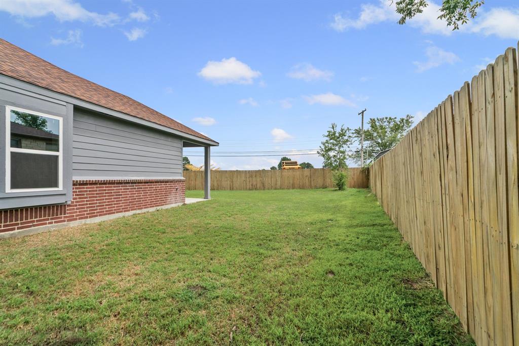 1202 Commerce Drive Property Photo 24