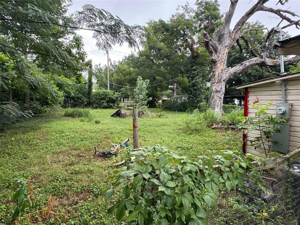 1523 Neathery Street Property Photo 4