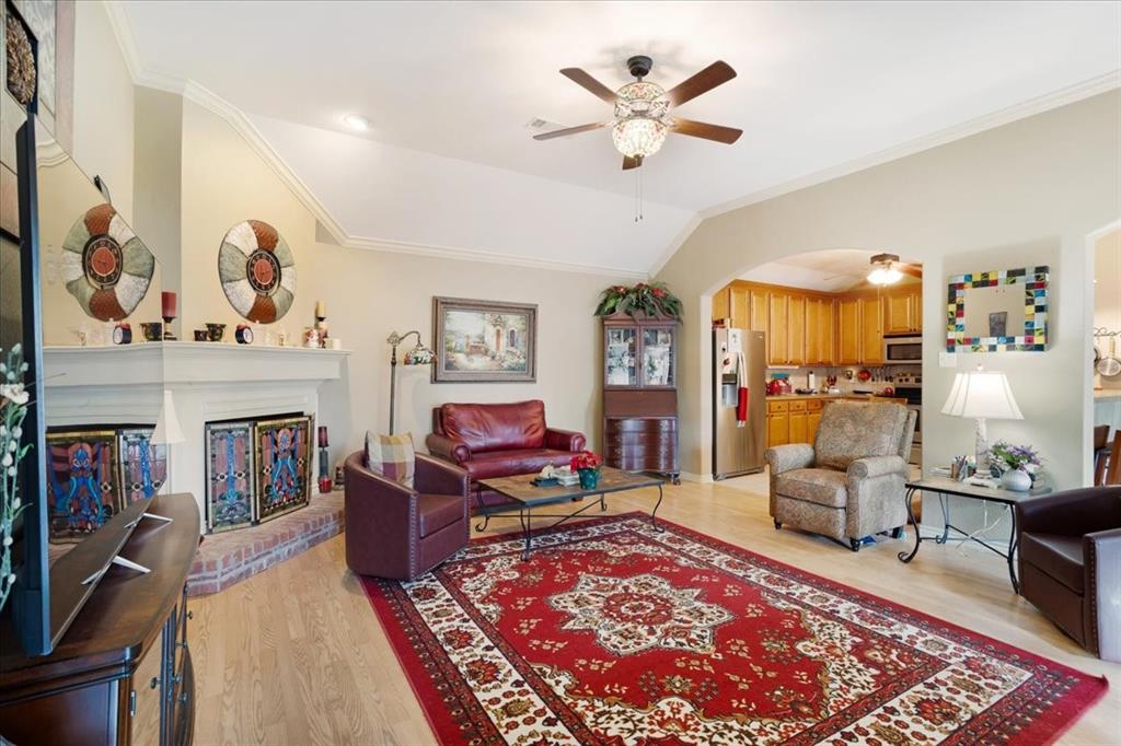 2700 Rex Cruse Drive Property Photo 7