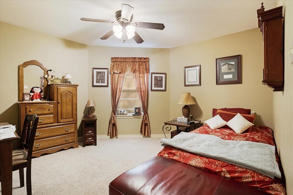 2700 Rex Cruse Drive Property Photo 19