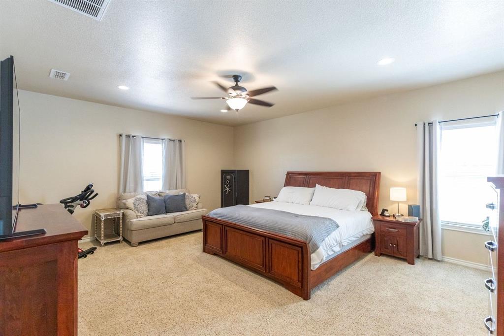 524 Avenue Q Property Photo 15