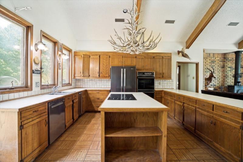 13399 Briarcove Road Property Photo 8