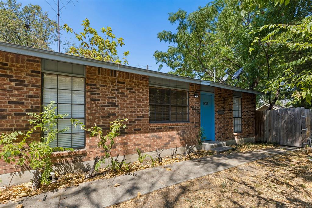 1823 Randolph Drive Property Photo 1