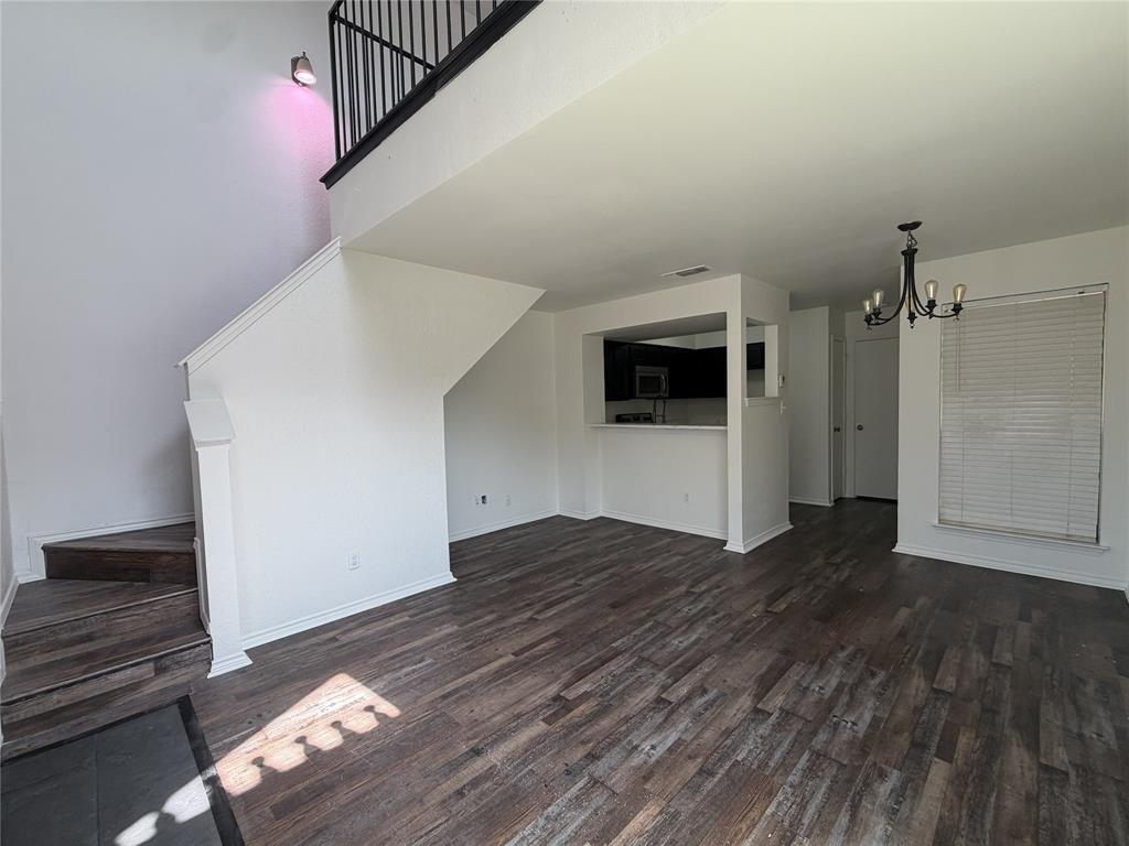 3125 Sondra Drive 201 Property Photo 7