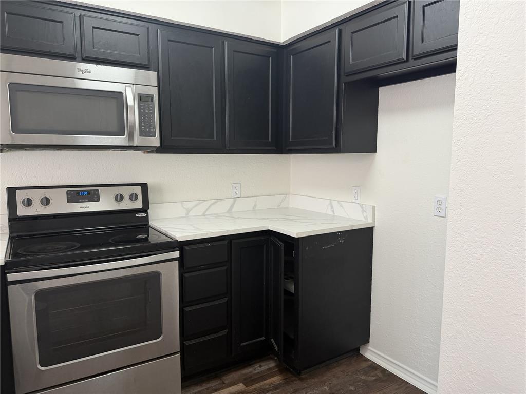 3125 Sondra Drive 201 Property Photo 12