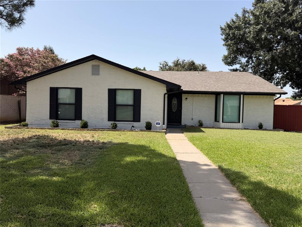 1262 Valencia Lane Property Photo 1