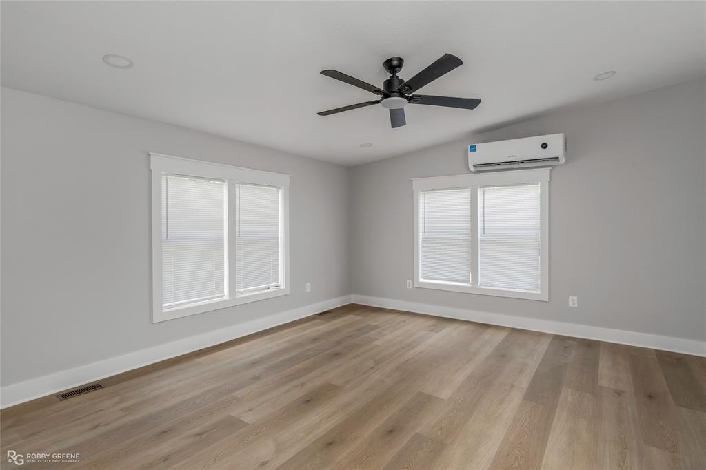 109 Amy Lane Property Photo 13