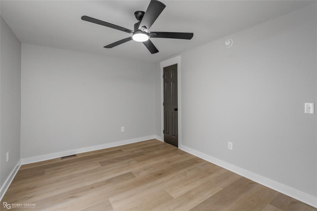 109 Amy Lane Property Photo 16