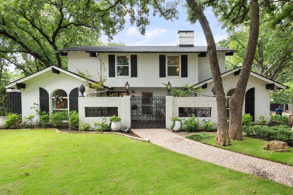 2202 Highland Circle Property Photo 2
