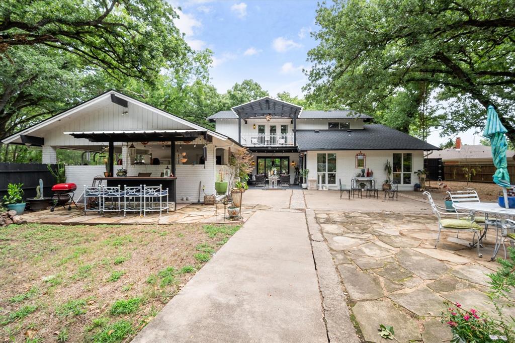 2202 Highland Circle Property Photo 8