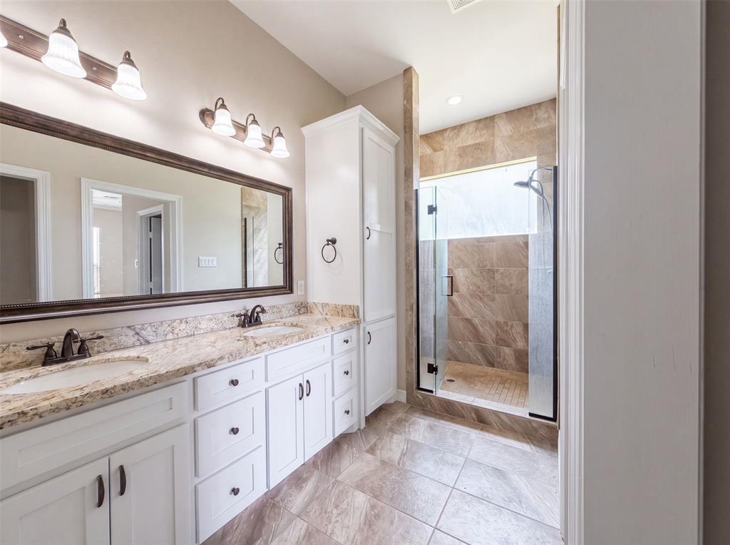 8580 Cedar Creek Lane Property Photo 4