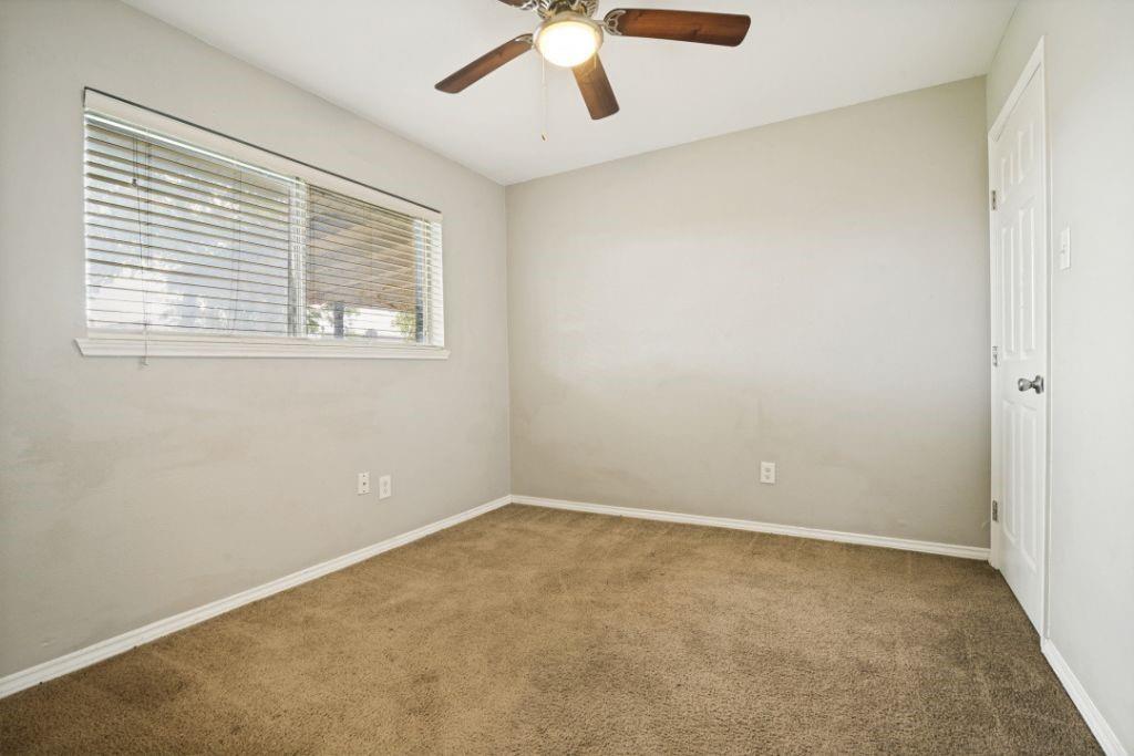 2426 Whit Drive Property Photo 14