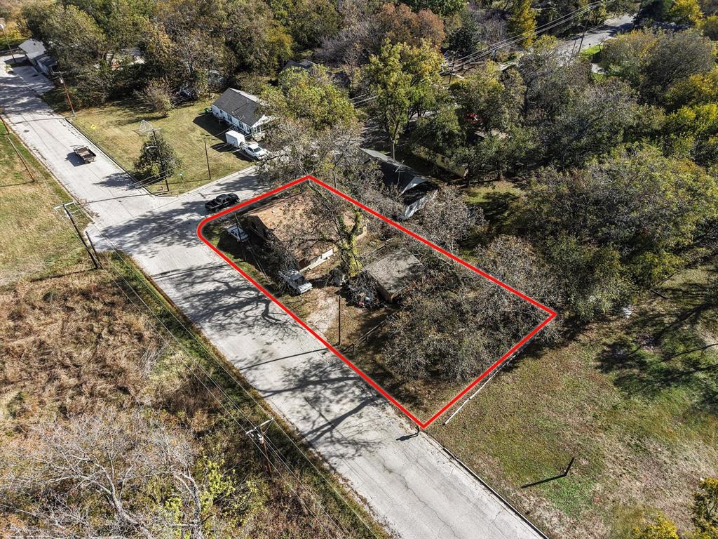 625 Denison Street Property Photo 13