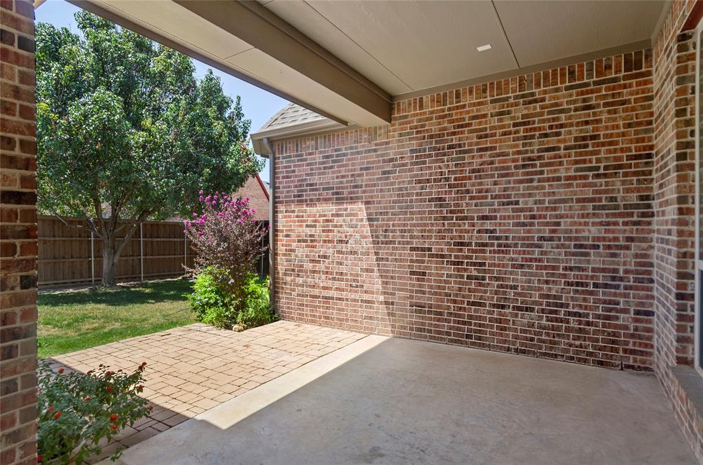 2116 Ironside Drive Property Photo 3