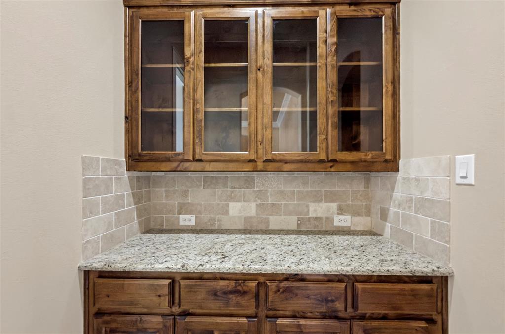 2116 Ironside Drive Property Photo 32