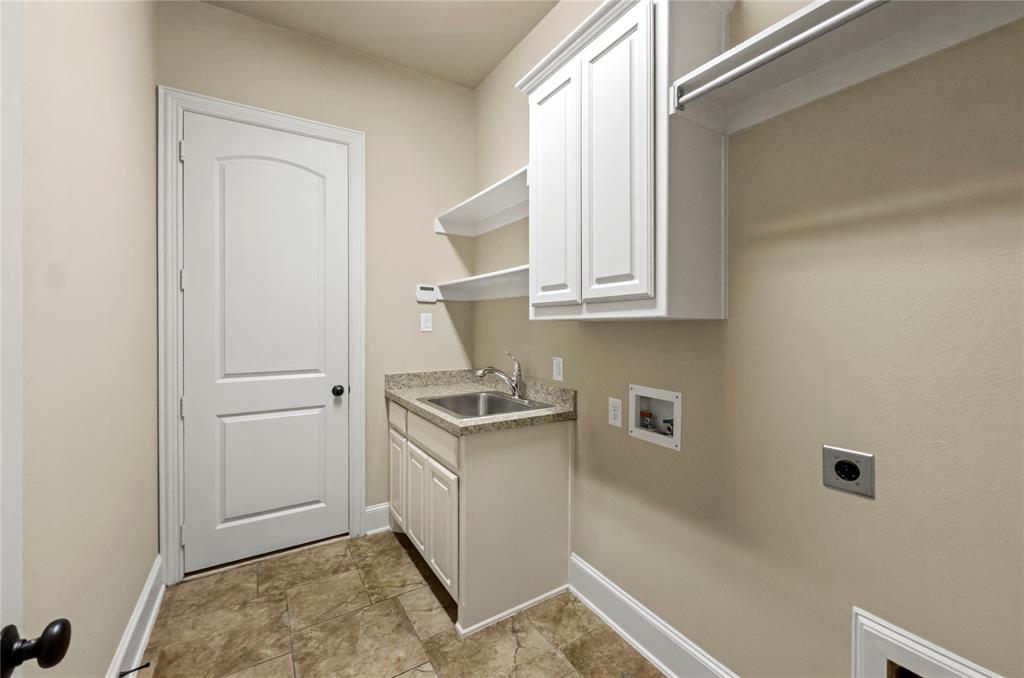 2116 Ironside Drive Property Photo 35