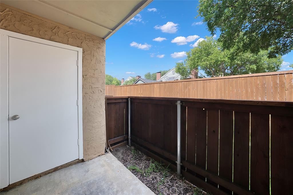 4748 Old Bent Tree Lane 803 Property Photo 8