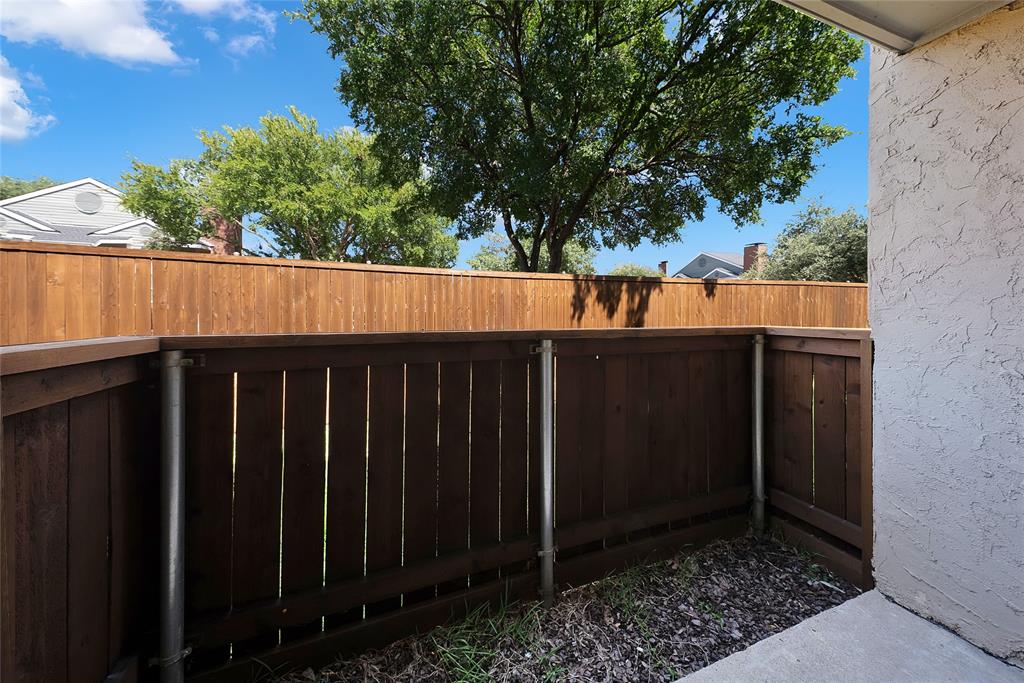 4748 Old Bent Tree Lane 803 Property Photo 9
