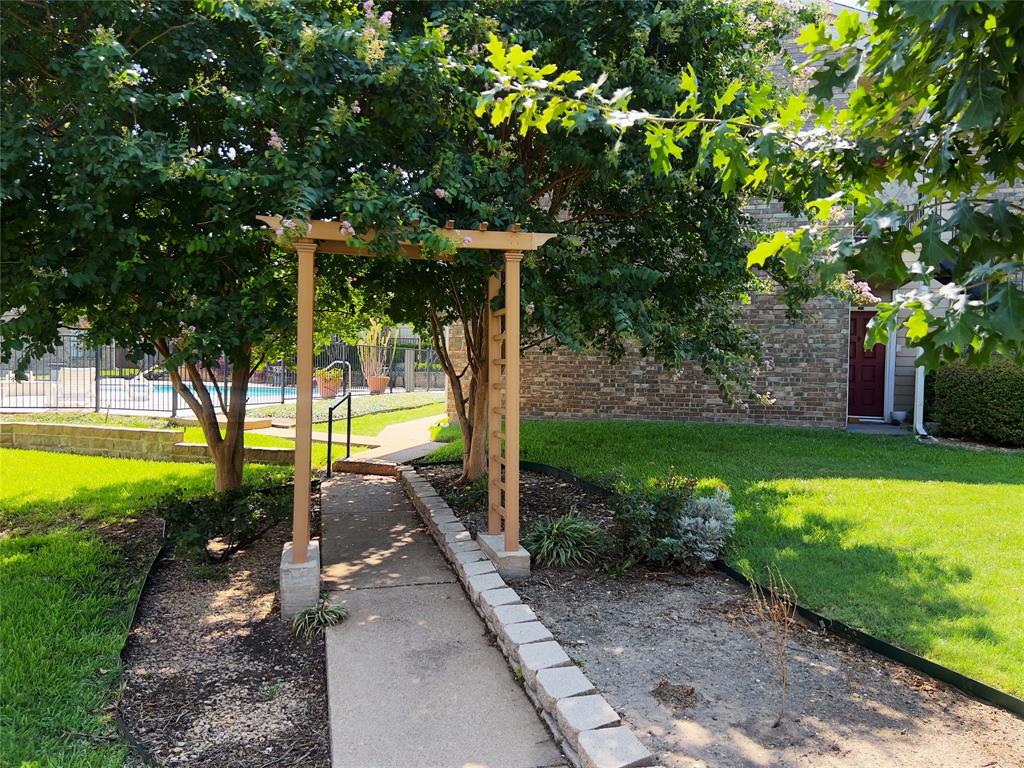 4748 Old Bent Tree Lane 803 Property Photo 11