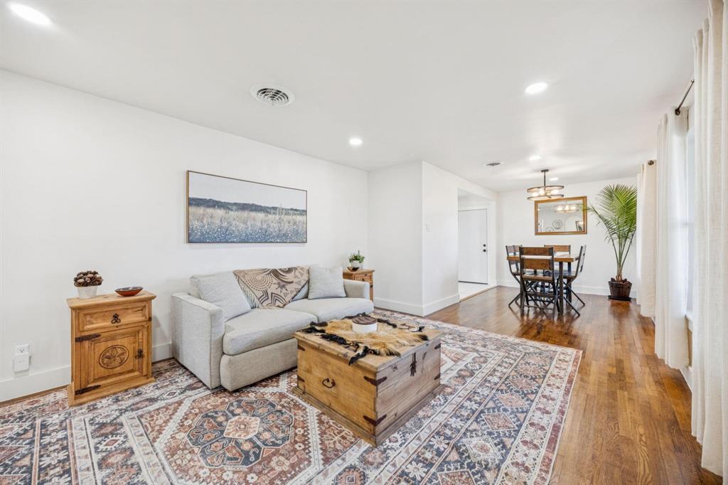 207 Joe White Street Property Photo 1