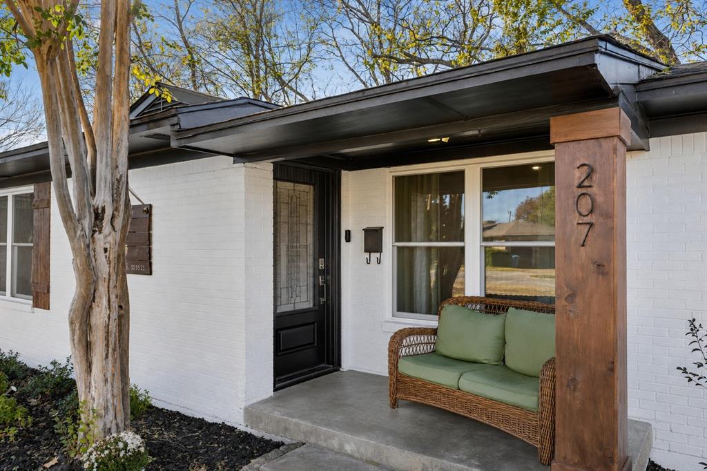 207 Joe White Street Property Photo 14