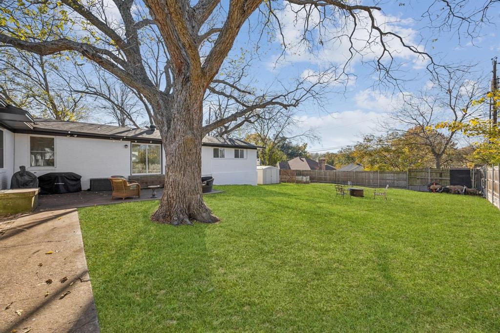 207 Joe White Street Property Photo 16