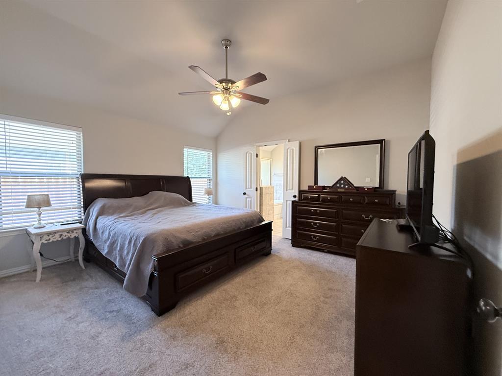 618 E Walcott Street Property Photo 10