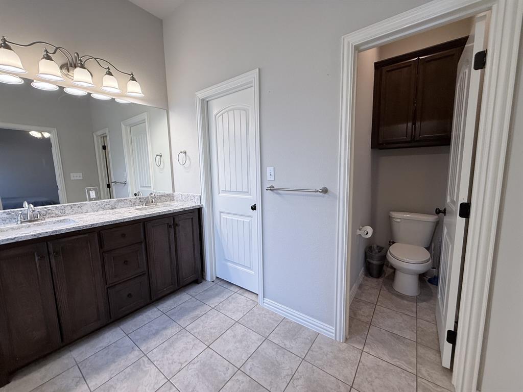 618 E Walcott Street Property Photo 12