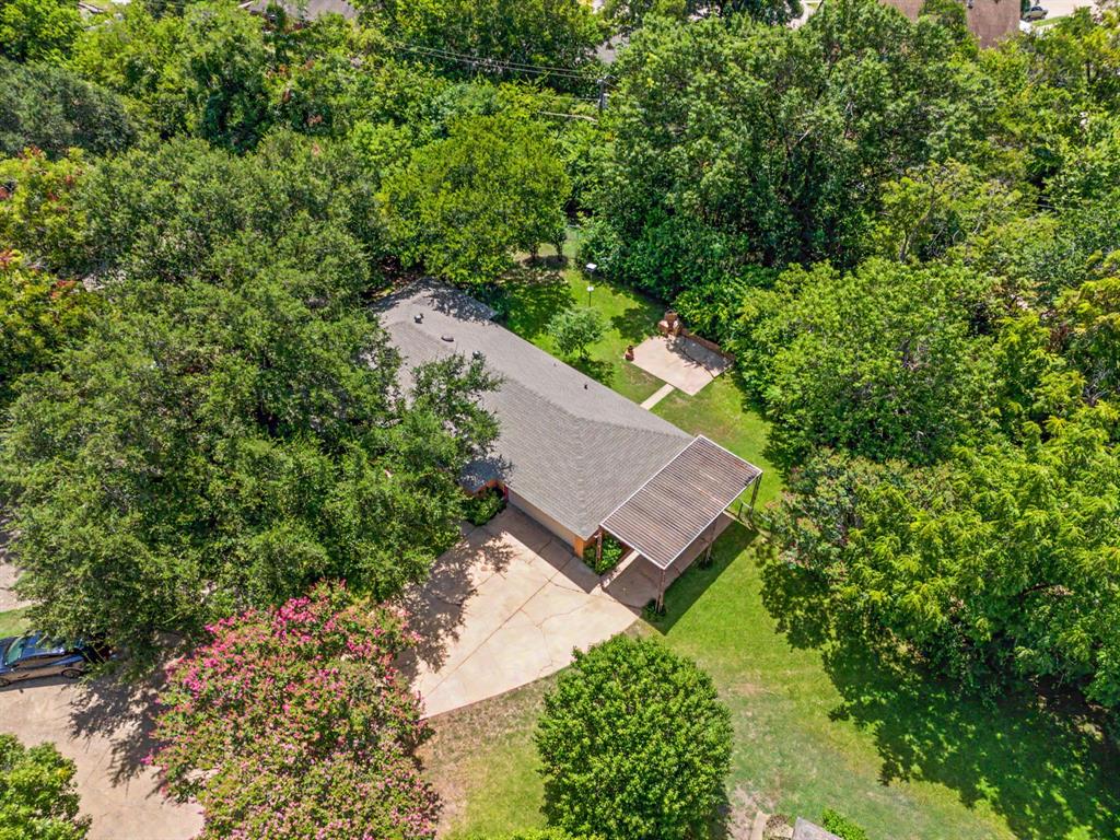 526 Nesbit Court Property Photo 1
