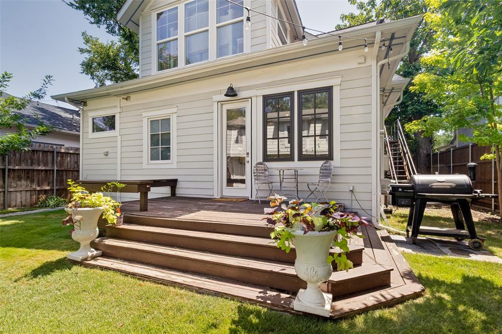 909 Woodlawn Avenue Property Photo 27