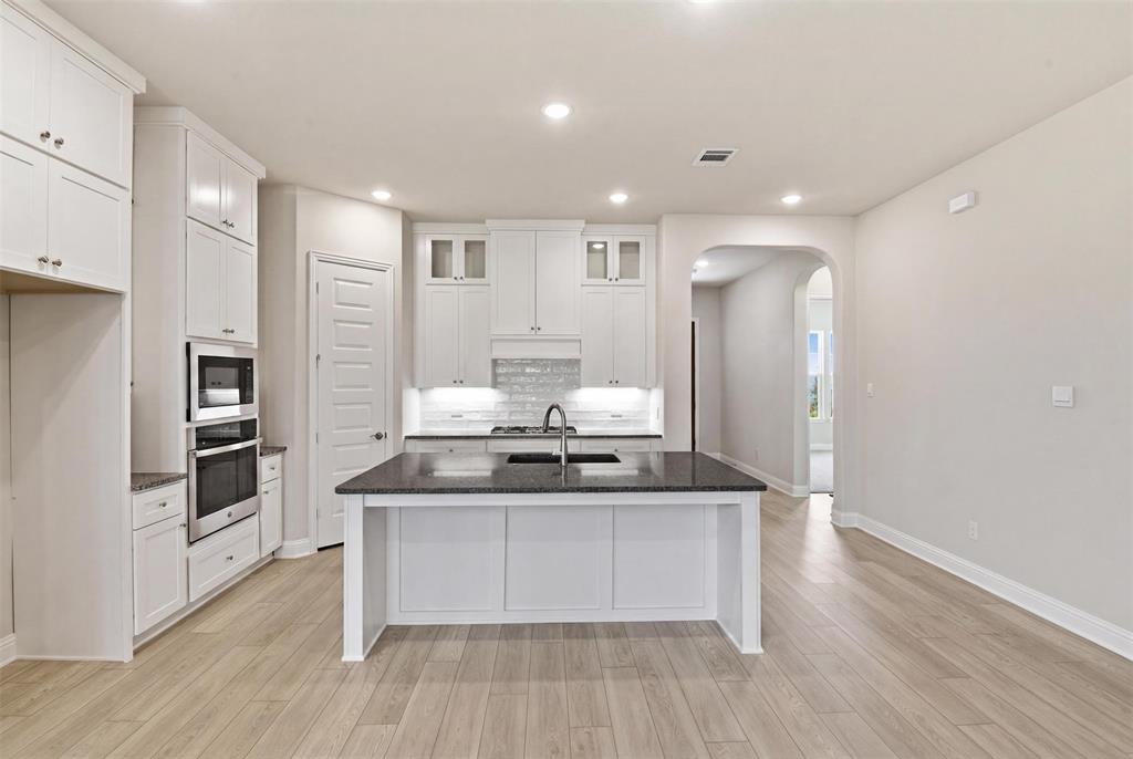 2524 Ballaster Mews Property Photo 7