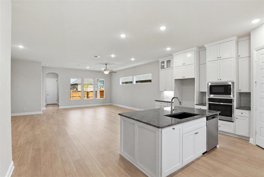 2524 Ballaster Mews Property Photo 10