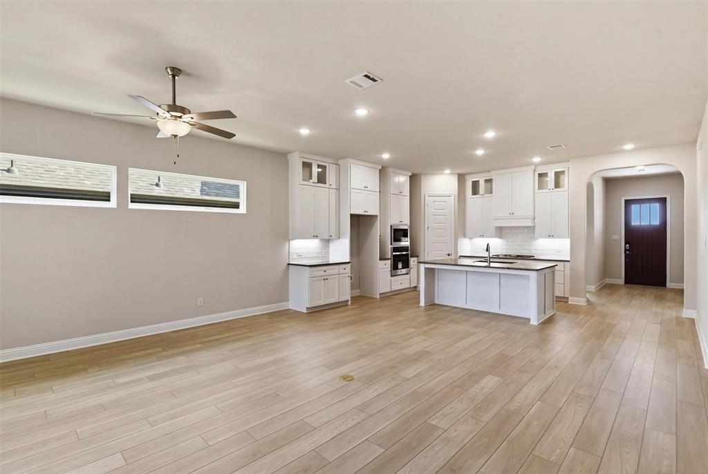 2524 Ballaster Mews Property Photo 11