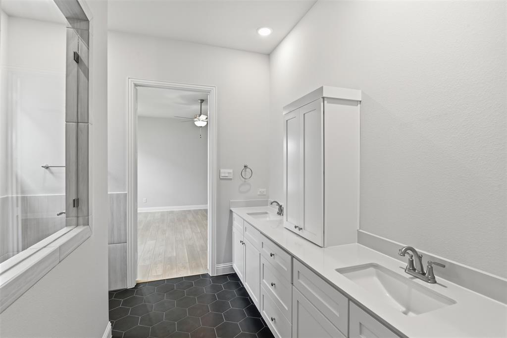 2524 Ballaster Mews Property Photo 20