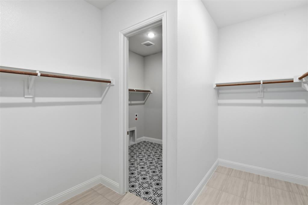 2524 Ballaster Mews Property Photo 23