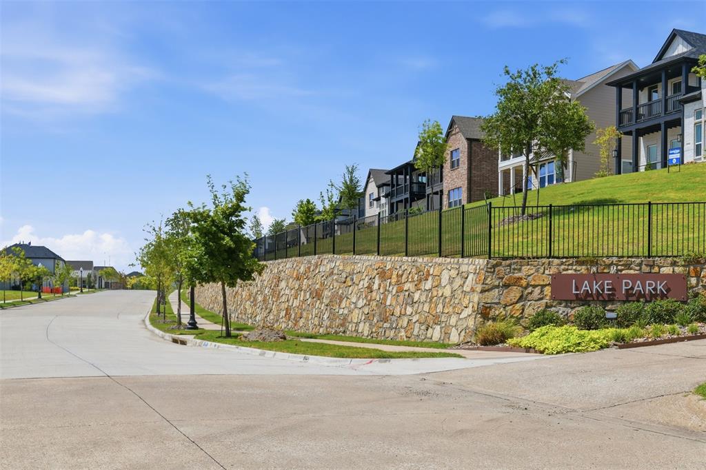 2524 Ballaster Mews Property Photo 40