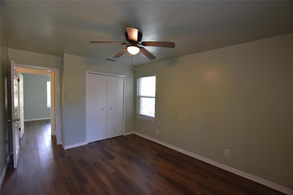 1718 Summit Street Property Photo 14