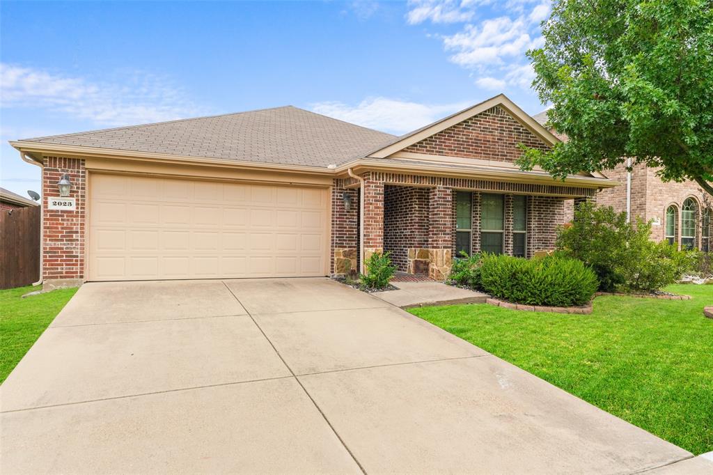 2023 Sterling Gate Drive Property Photo 3