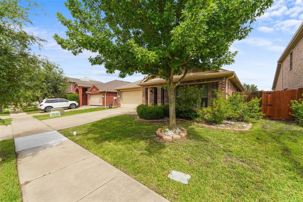 2023 Sterling Gate Drive Property Photo 6