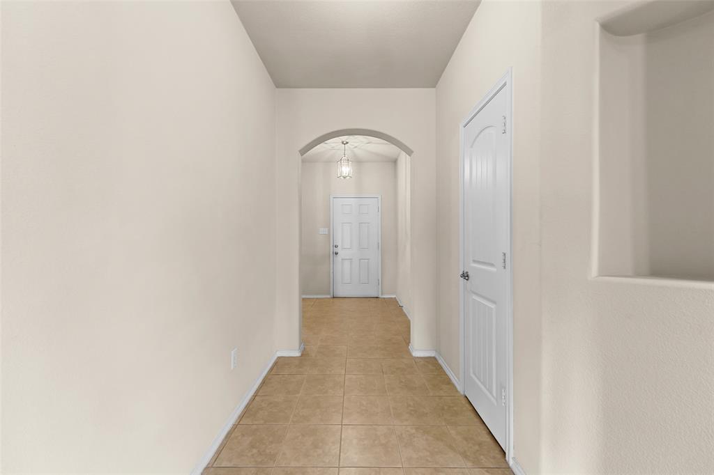 2023 Sterling Gate Drive Property Photo 17