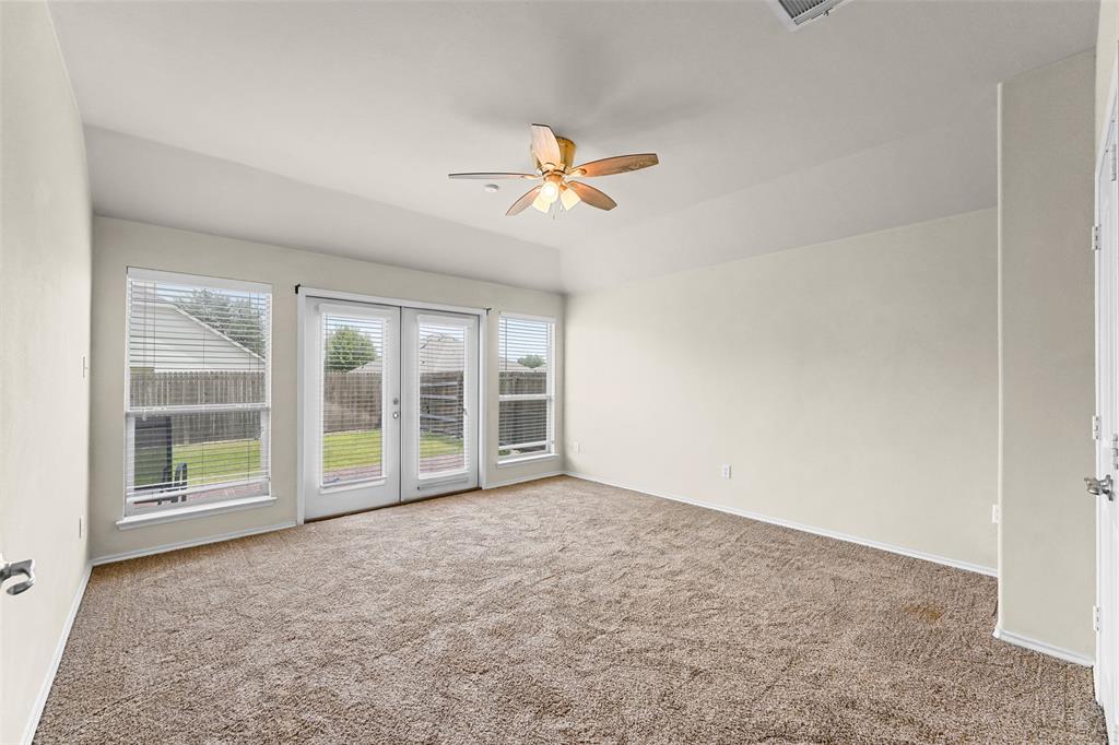 2023 Sterling Gate Drive Property Photo 18