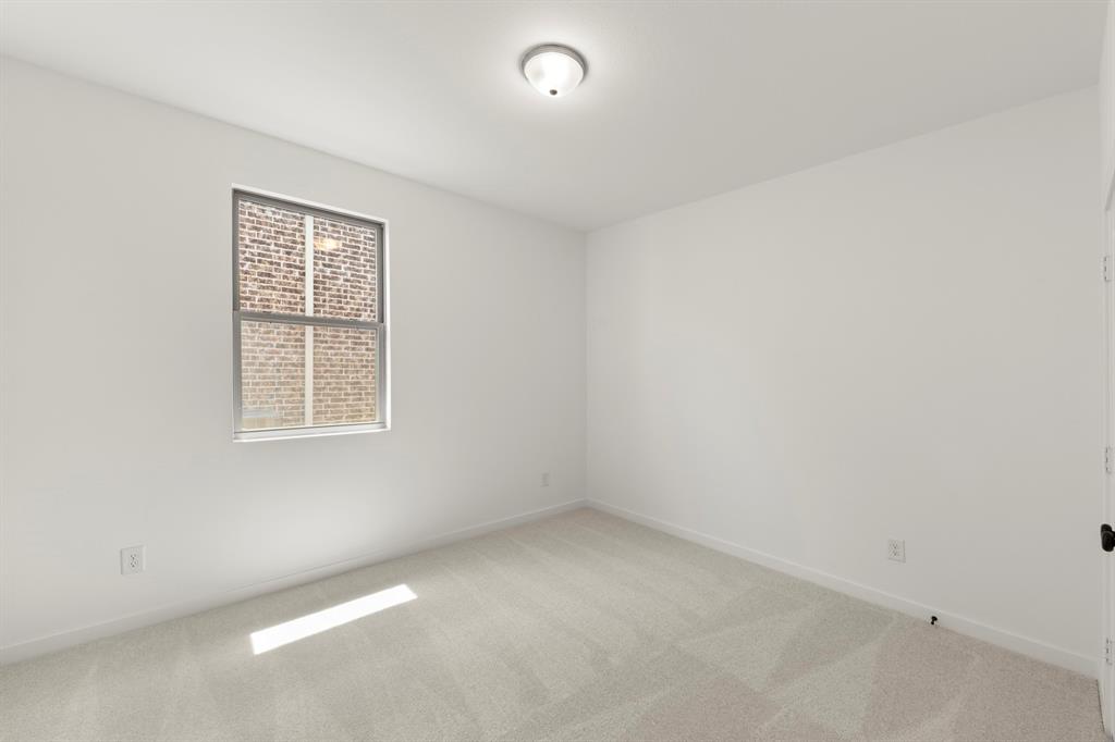 4313 Bellflower Lane Property Photo 5