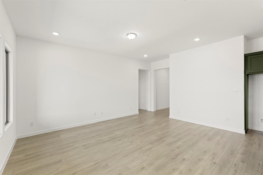 4313 Bellflower Lane Property Photo 12