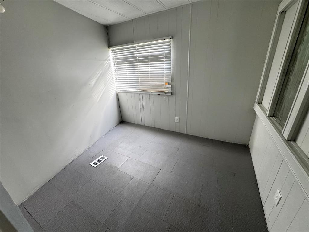 890 S Fm 1951 Property Photo 9