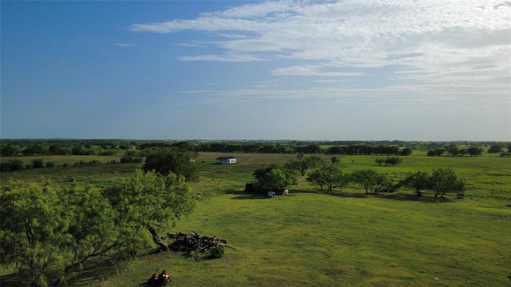 890 S Fm 1951 Property Photo 16
